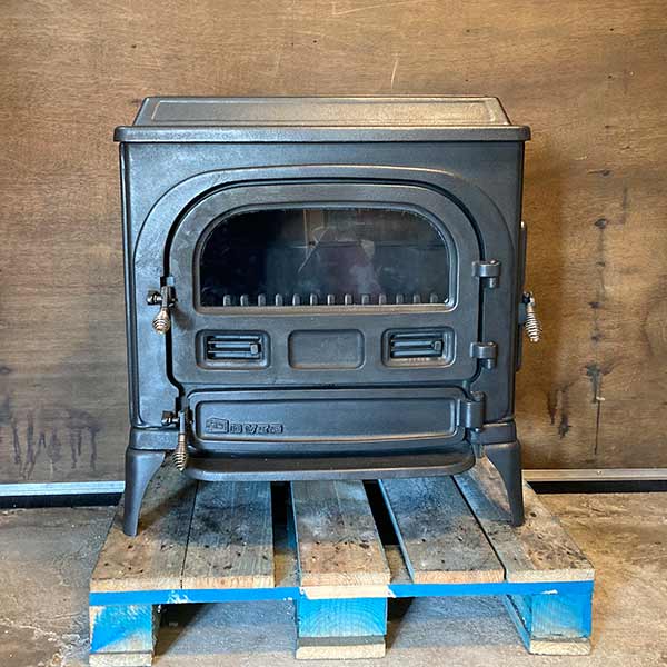 Dovre 900G Houtkachel van gietijzer met groot vermogen en zijldeur