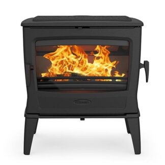 Dovre TAI 55 WD grote gietijzeren houtkachel met zijlader zijdeur.